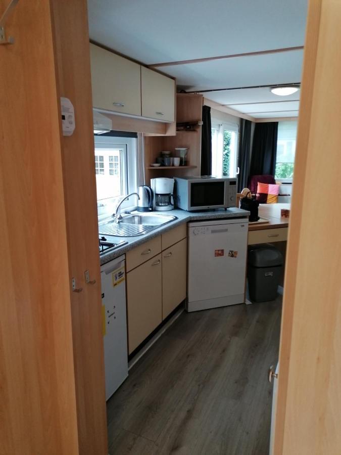Chalet 4-6 Personen Epe F15 Van Alle Gemakken Voorzien Max Aantal Volwassen Personen Bedraagt 4 المظهر الخارجي الصورة